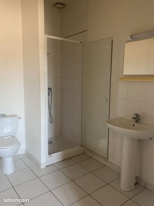 Studio 1 pièce 32 m² (image 5)