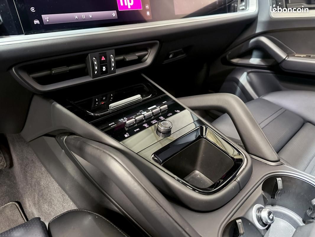 Porsche Cayenne E-Hybrid V6 3.0 470ch Tiptronic 8 (image 19)