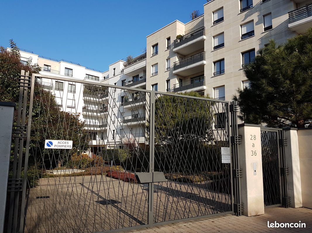 Appartement 2 pièces 40 m² · à Issy-les-Moulineaux · 40 m² · 1 300 €/mois