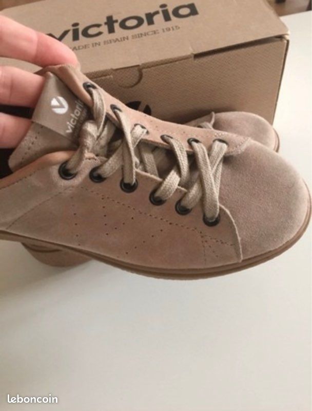 Chaussures Victoria cuir velours taille 37 (image 3)