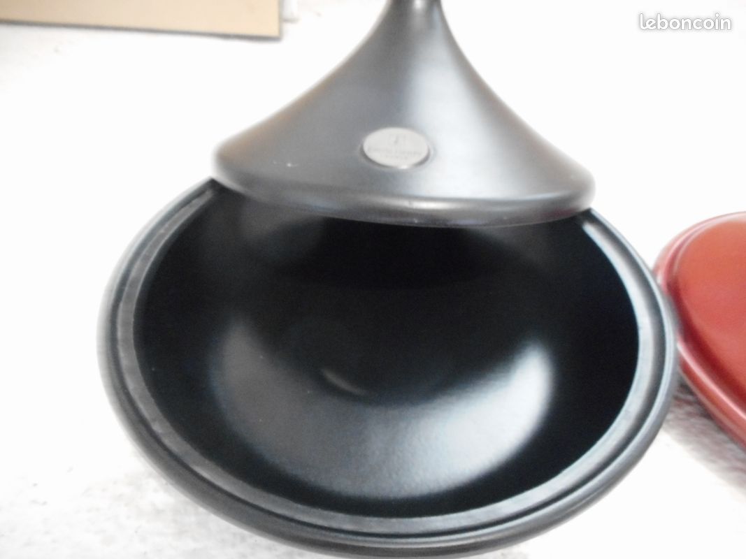 Tajines rouge et noire (image 3)
