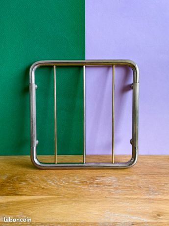 Dessous de plat ,plateau avec poignées en laiton ajouré