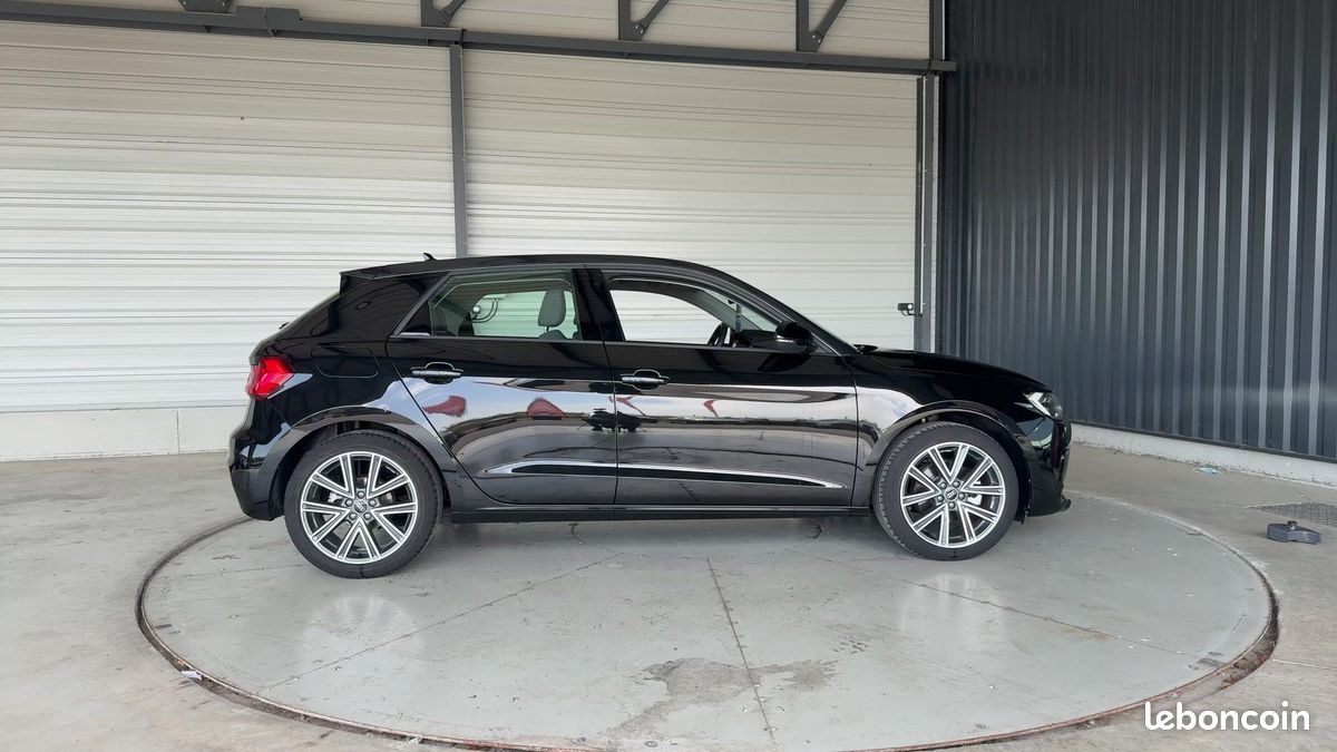 AUDI A1 Sportback 30 TFSI 116 ch S tronic 7 Design (image 6)