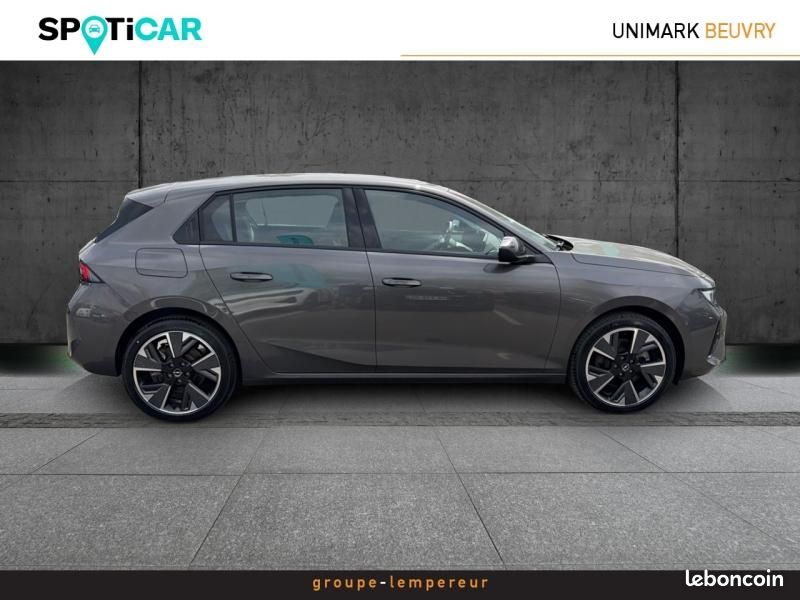 Opel Astra Electric 156ch (image 5)