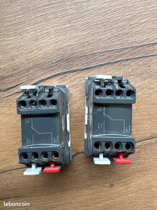 Legrand 77001 Va et vient ou interrupteur 1 module - Bricolage