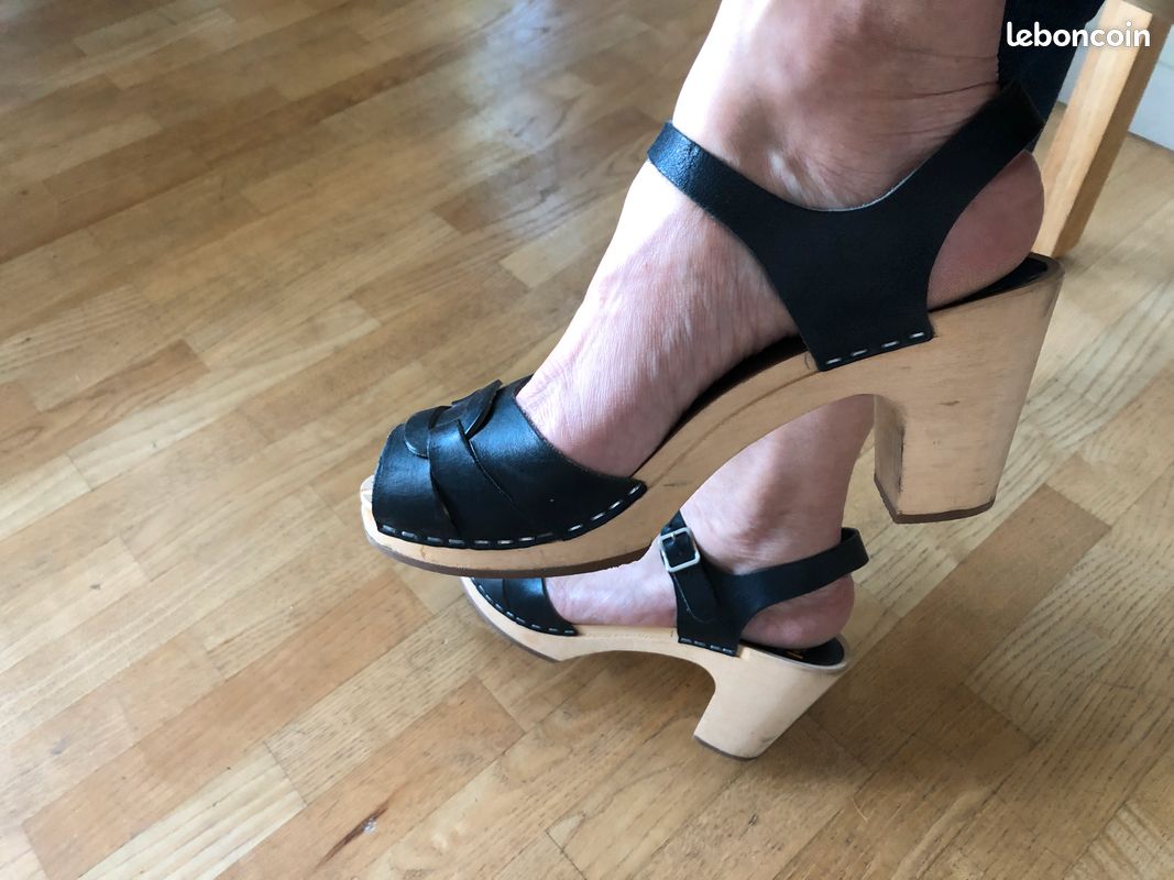 Vends chaussures TOFFEL semelles bois (image 1)