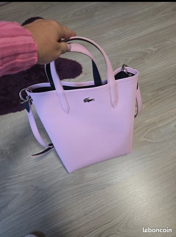 Sac a main lacoste reversible Accessoires Bagagerie