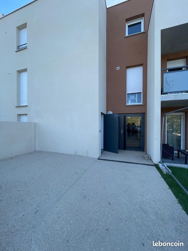 Appartement 2 pièces 42 m² · à Morières-lès-Avignon · 42 m² · 650 €