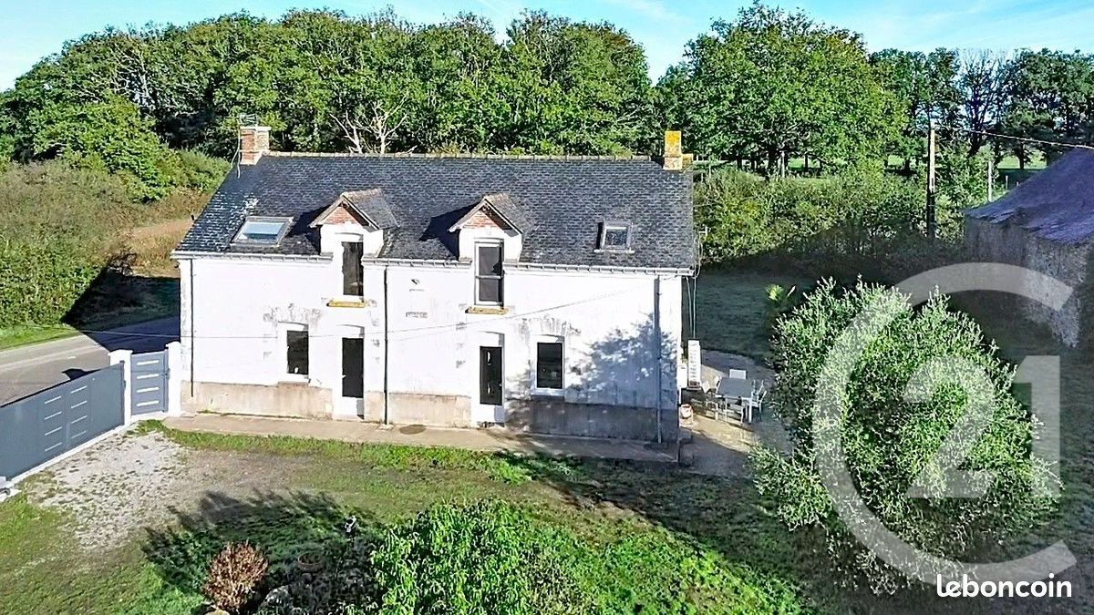 Maison 8 pièces 123 m² · à Riaillé · 123 m² · 220 000 €