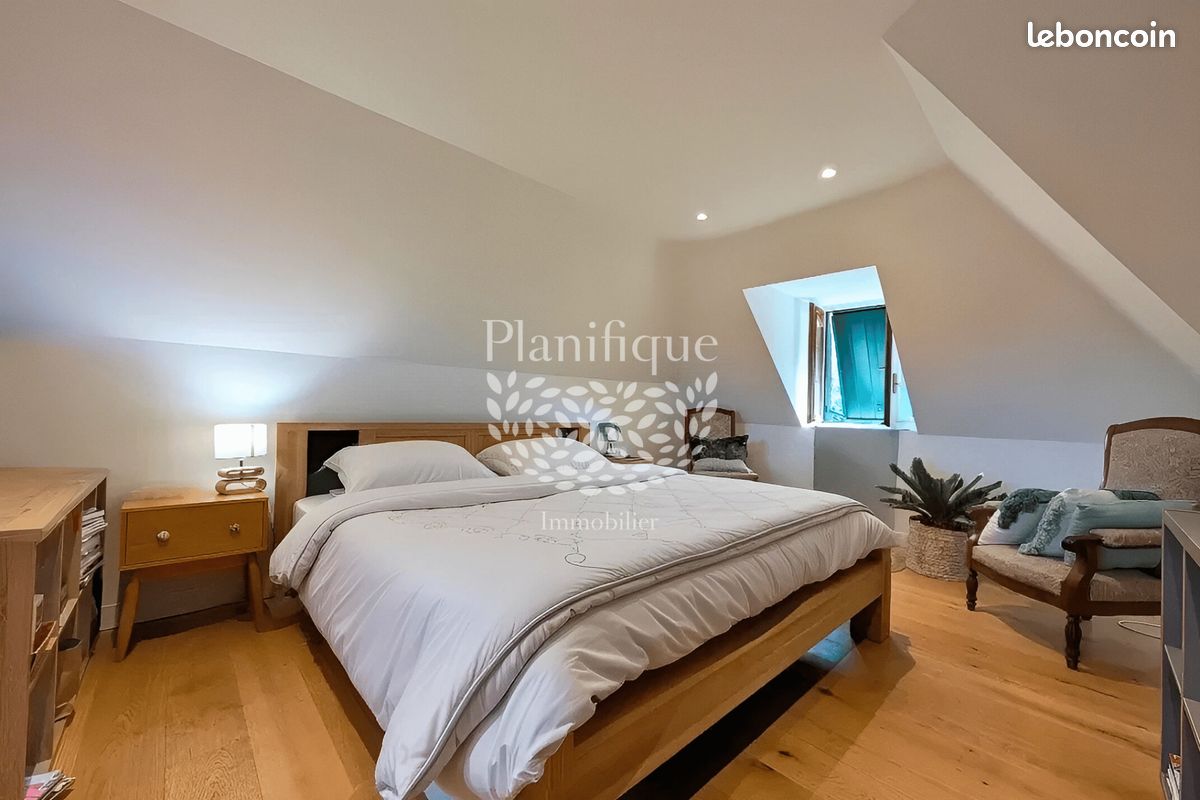 Villa 10 pièces 469 m² (image 11)