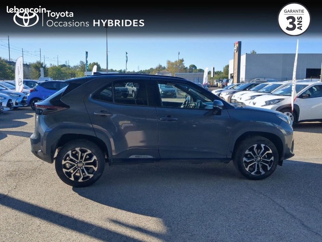 Toyota Yaris Cross 116h Design AWD-i MY22 (image 17)
