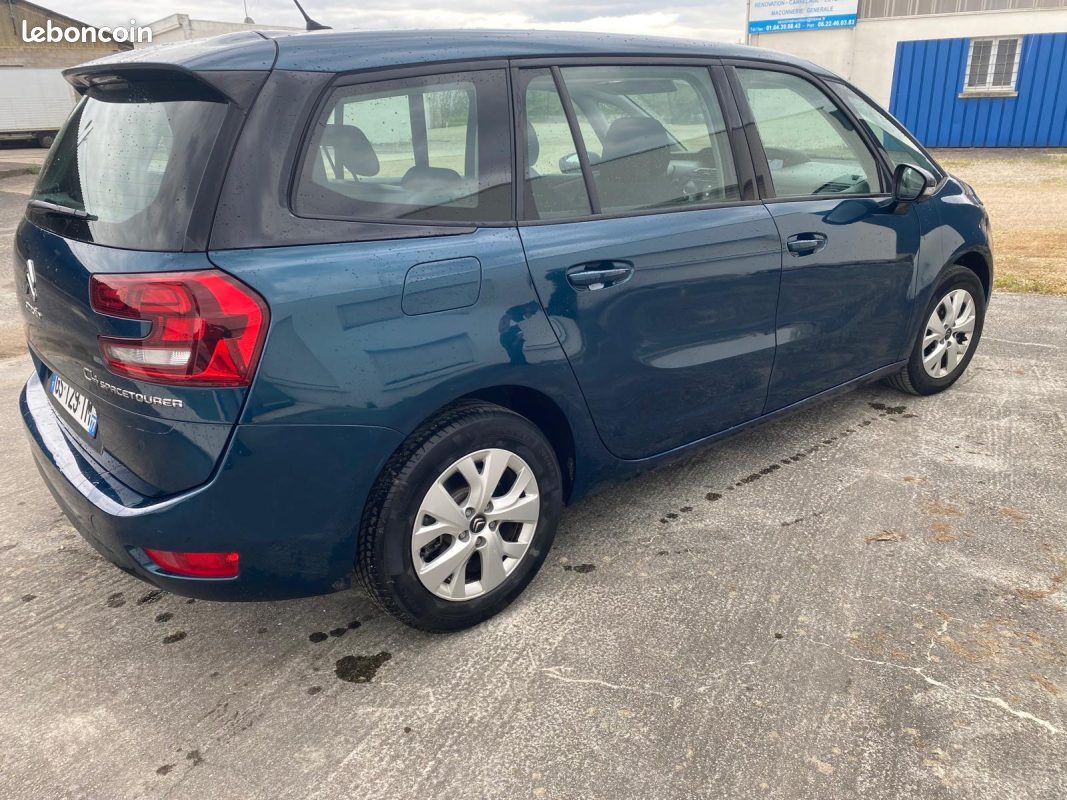 Citroen c4 grand spacetourer 1.2 pure tech 130 feel 2022 (image 2)