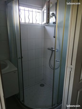 Studio 1 pièce 28 m²