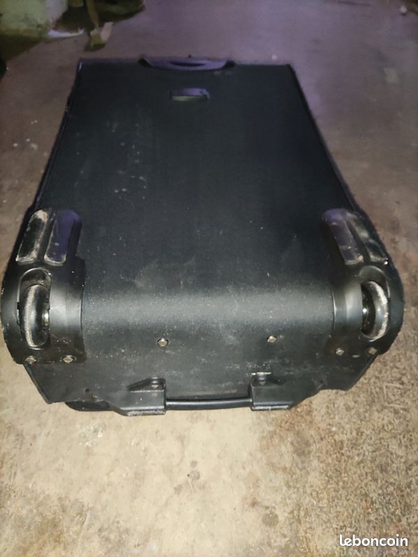 Valise a roulettes (image 2)