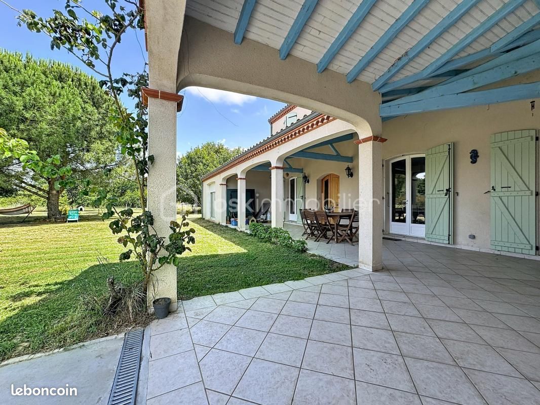 Maison 6 pièces 180 m² · à Saïx · 180 m² · 339 000 €