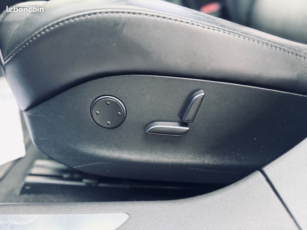 TESLA Model S 320CH BASE + 2EME MAIN + TOIT OUVRANT/PANO + AUTO PILOT + CAMERA DE RECUL + GARANTIE 12 MOIS (image 34)