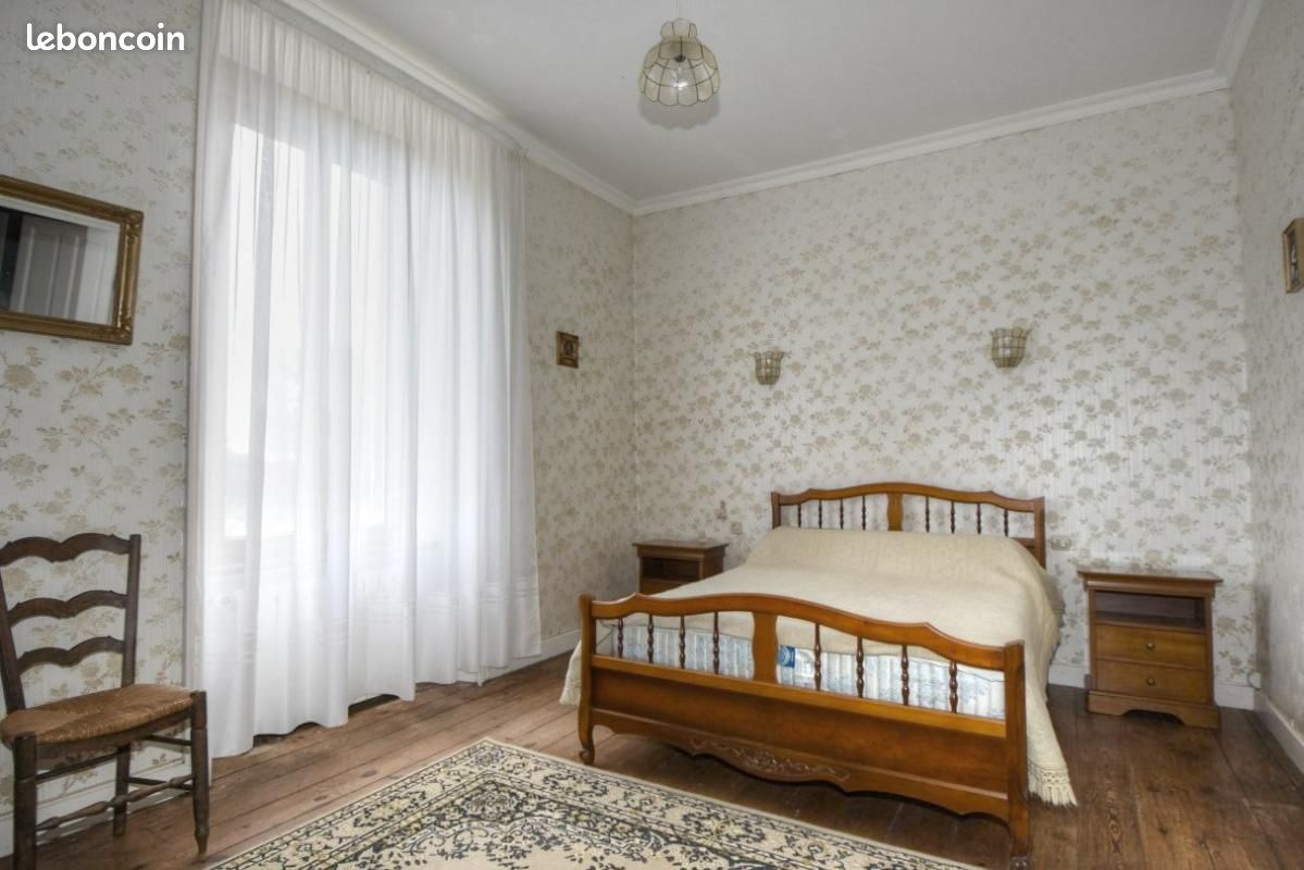 Propriété 9 pièces 200 m² (image 12)