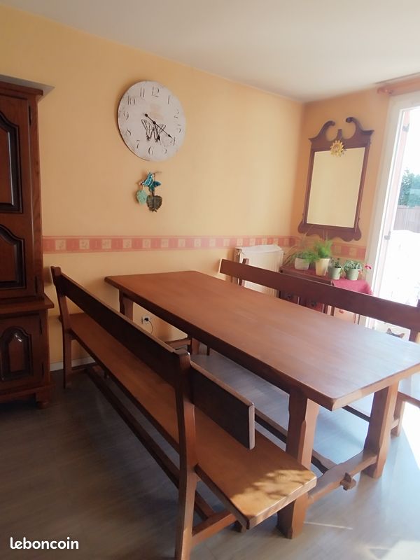 Table chêne et ses 2 bancs (image 1)