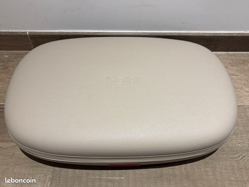 Vidéo projecteur XGIMI play 5 (image 1)