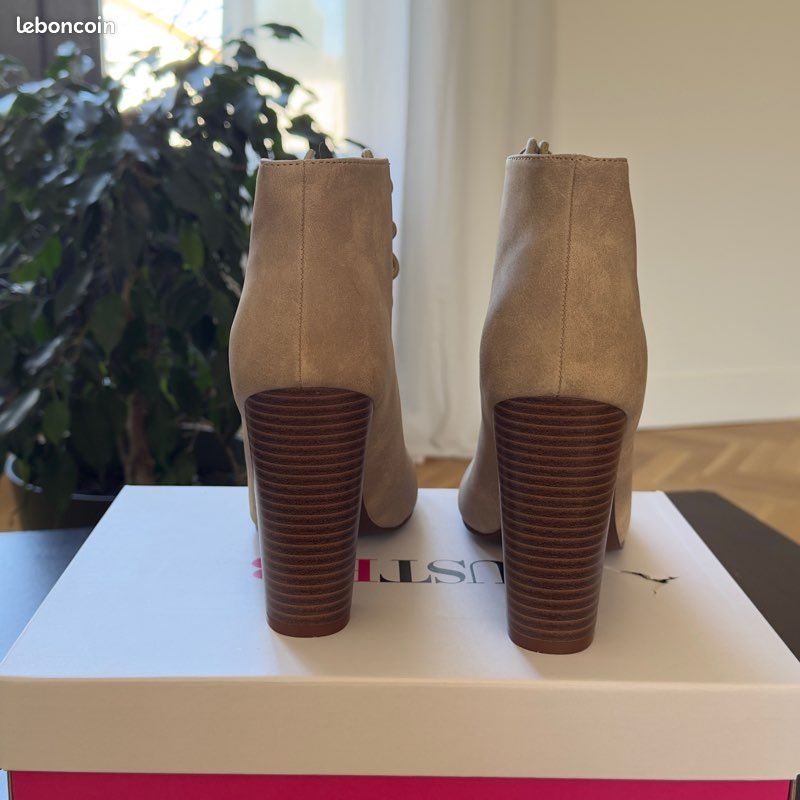 Bottines à lacets (image 5)