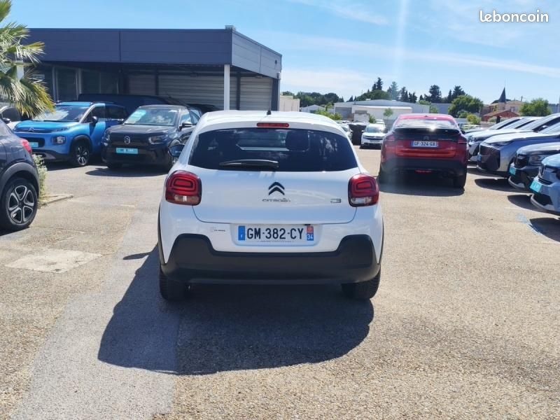Citroen C3 1.2 PureTech 110ch S&S Shine 120-123g (image 4)