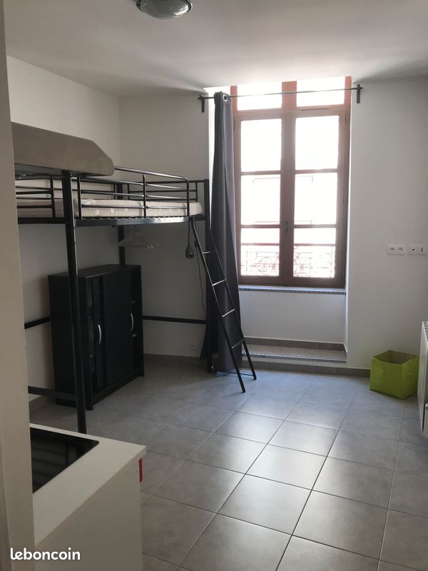 Appartement 1 pièce 16 m² · à Bagnols-sur-Cèze · 16 m² · 430 €/mois