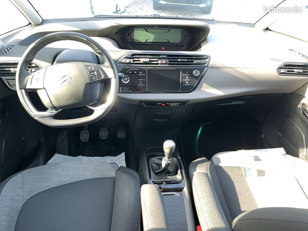 Citroën C4 Picasso (2) 110 CH BVM6 Live (image 12)