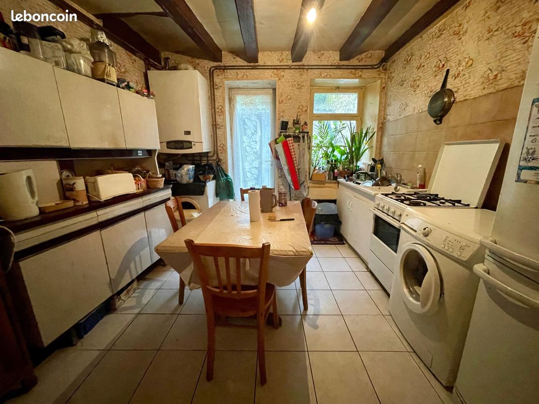 Maison de ville 3 pièces 71 m² - Saint-Maixent-l'École 79400 (image principale 2)