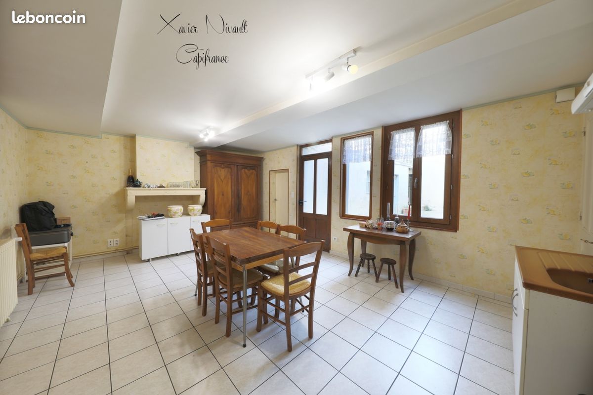 Maison 6 pièces 163 m² · à Saint-Julien-sur-Reyssouze · 163 m² · 165 500 €