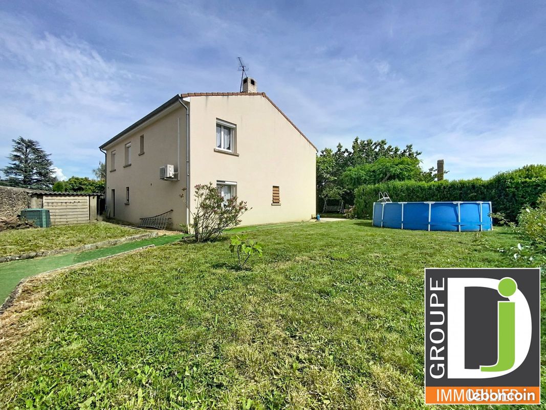 Maison 6 pièces 143 m² · à Étoile-sur-Rhône · 143 m² · 330 000 €