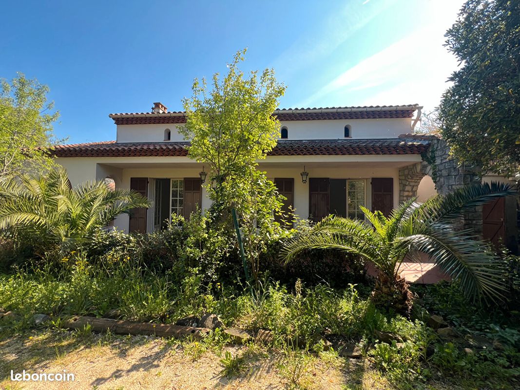 Maison 3 pièces 93 m² · à Saint-Mandrier-sur-Mer · 93 m² · 1 660 €