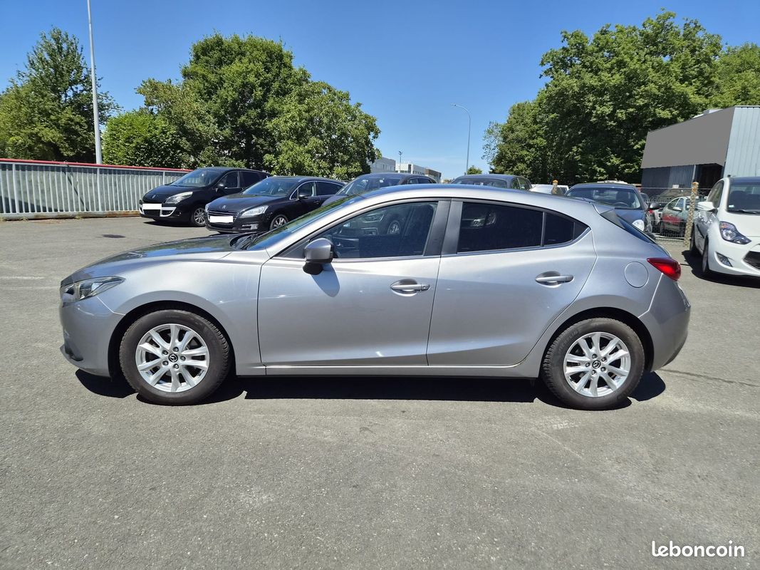 Mazda 3 2L ESS 120 cv ÉLÉGANCE année 09/2016 ct ok reprise (image 2)