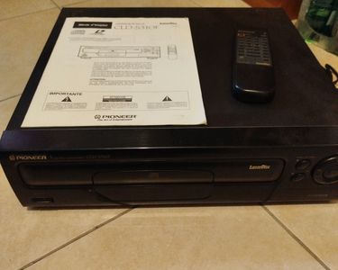 Lecteur Laserdisc Pioneer CLD-S310F à Réparer - Pour Pièces Détachées, Modèle Japonais, Ne Fonctionne Pas
