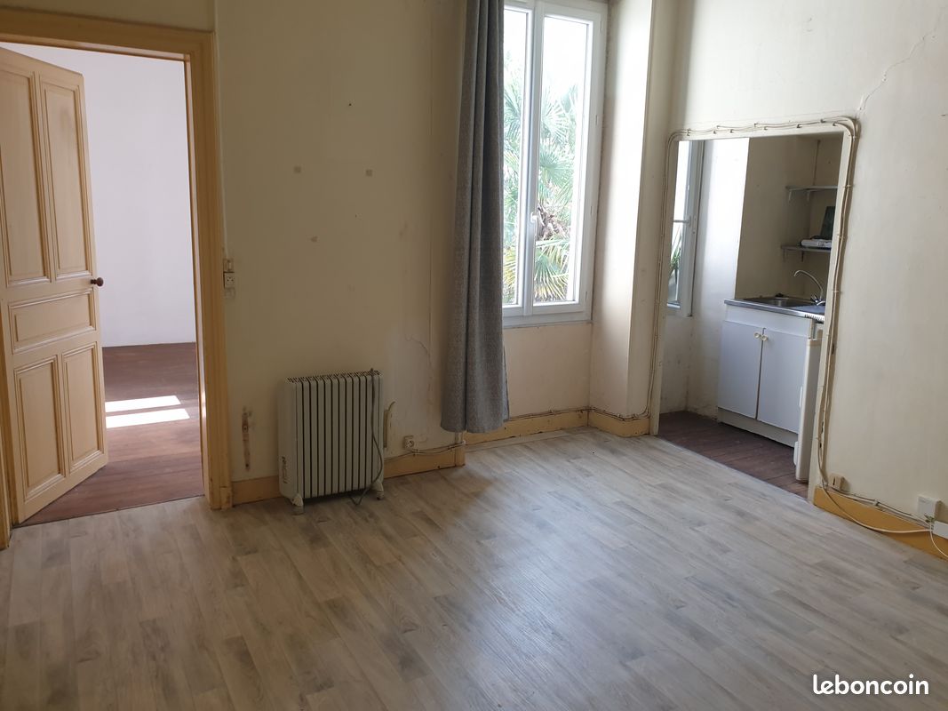 Appartement 2 pièces 27 m² · à Angers · 27 m² · 490 €