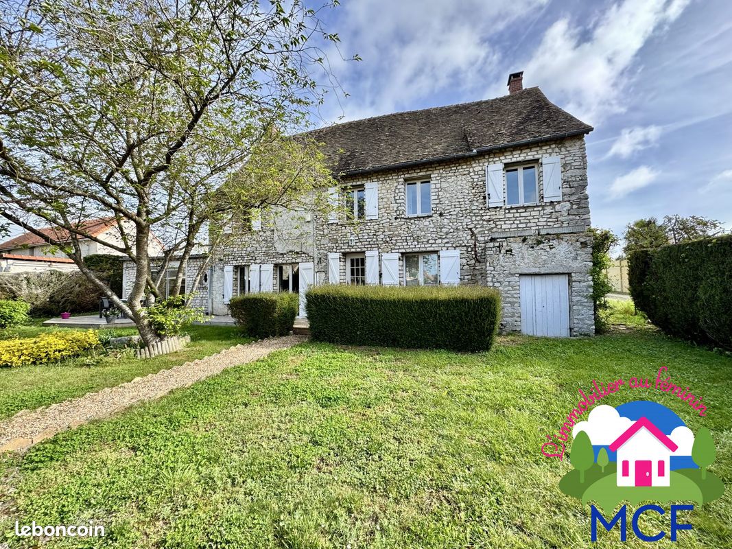 Maison 6 pièces 165 m² · à Bréval · 165 m² · 395 000 €