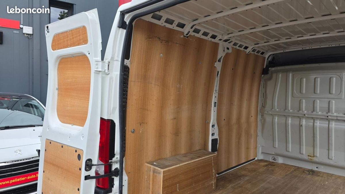Peugeot Boxer Fourgon Surélevé 333 L2H2 Pack Clim Nav HDi 130 (image 20)