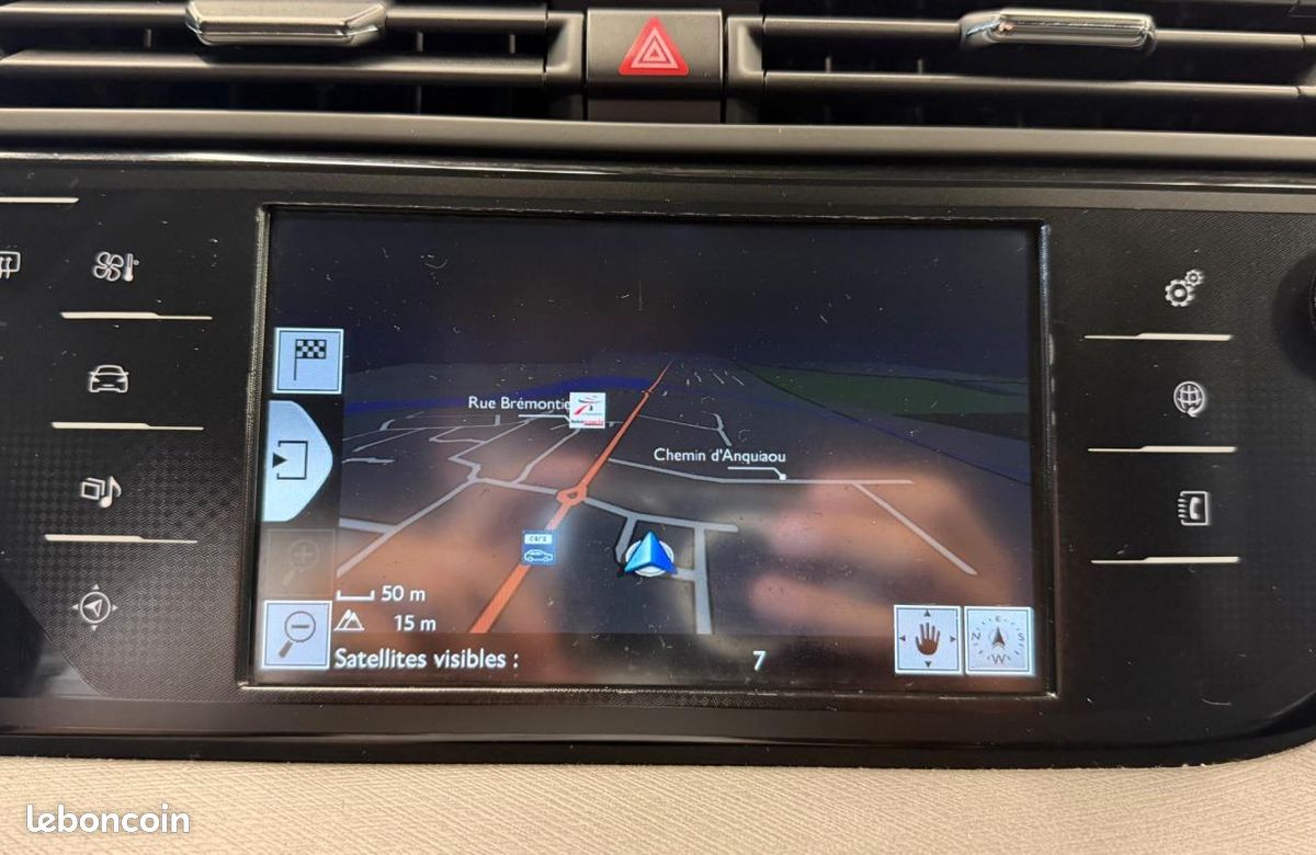 Citroën Grand C4 Picasso 1.6 HDi 115ch BUSINESS+ BVA – 7 PLACES | ENTRETIEN À JOUR + BARRES DE TO... (image 12)