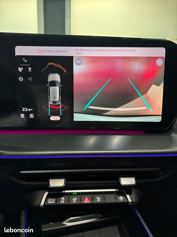 Audi q3 sportback e-hybrid s line 272 ch s tronic en LOA (image 8)