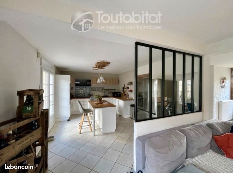 Maison 175 m² · à Saint-Laurent · 175 m² · 277 000 €
