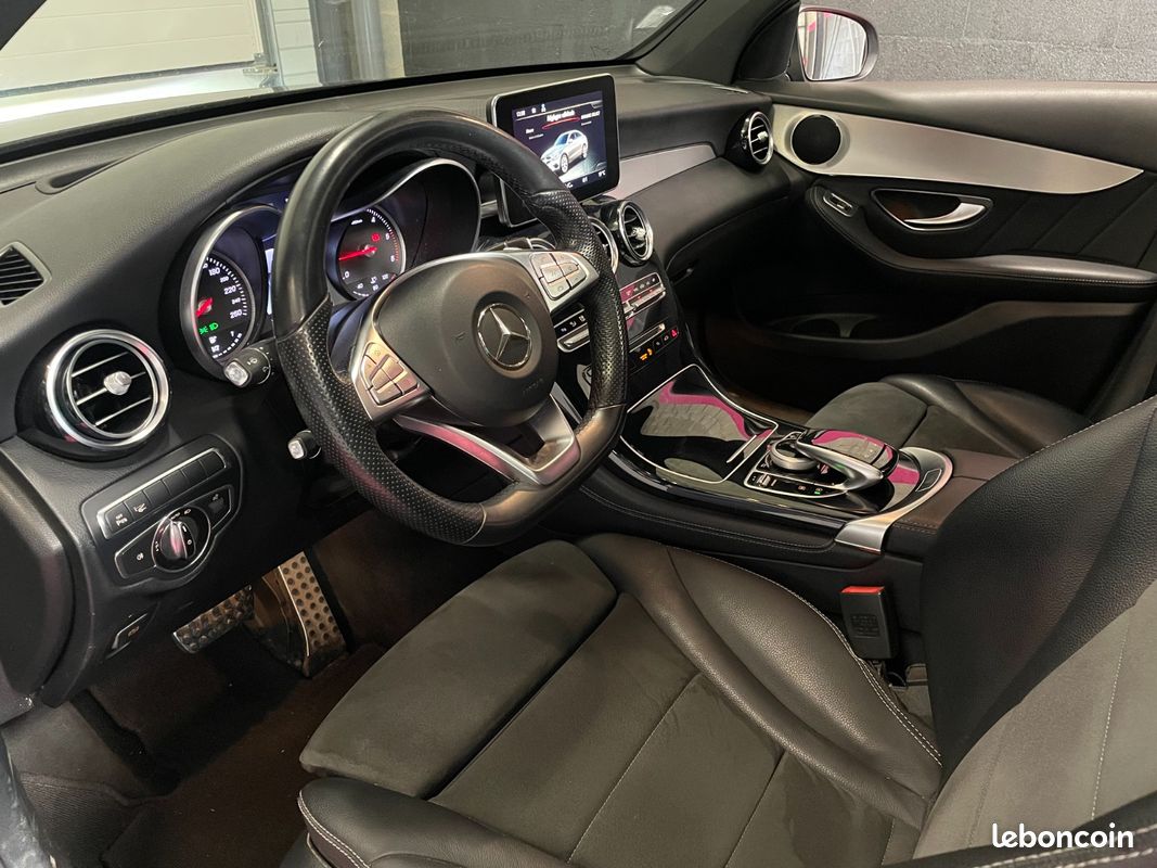 MERCEDES GLC COUPE 220 d 9G-Tronic 4Matic Executive Avec Suivi Mercedes + Régulateur + Clim Auto + Bluetooth + Toit Ou (image 11)