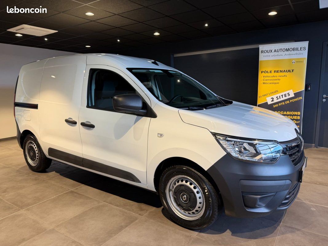 Renault express 1.5 blue dci 95ch confort / pack offroad / habillage bois / tva recuperable 2022 (image 3)