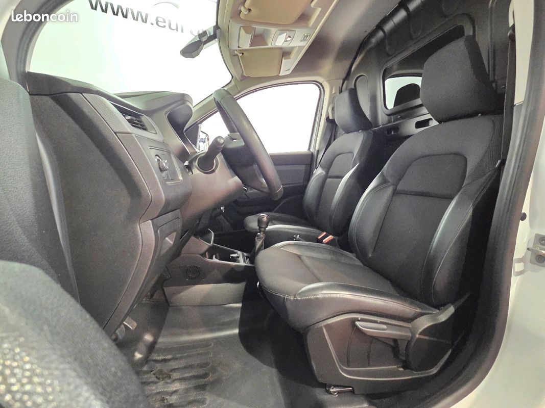 Renault EXPRESS VAN 1.5 BLUE DCI 95CH CONFORT (image 11)