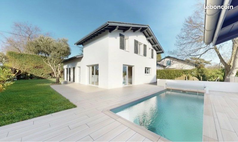 Maison 5 pièces 147 m² · à Bassussarry · 147 m² · 679 000 €