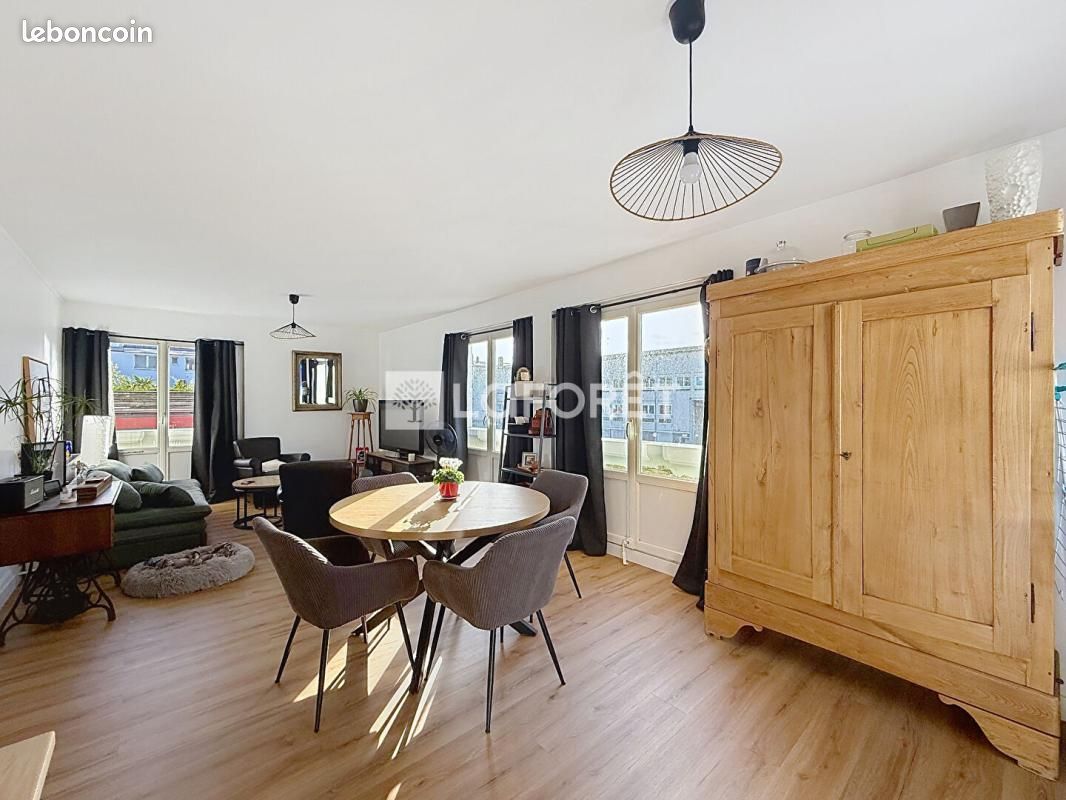 Appartement 3 pièces 82 m² · à Calais · 82 m² · 665 €/mois