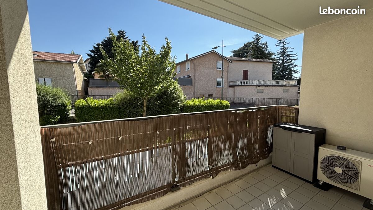 Appartement 2 pièces 49 m² · à Saint-Laurent-de-Mure · 49 m² · 222 000 €