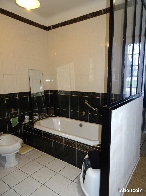 Maison 5 pièces 130 m² - Hagetmau 40700 (image principale 9)