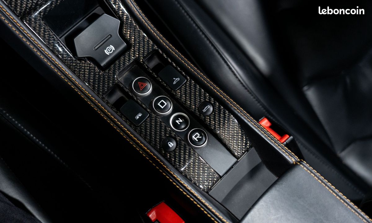 MCLAREN MP4-12C Spider V8 3.8 625 - FRANCAISE / Lift / Echapp. Sport / Carbone / Cuir étendu / Meridian / 1535EMOIS (image 18)