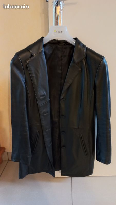 TRES BON ETAT Veste en cuir femme noir taille 36 Vêtements