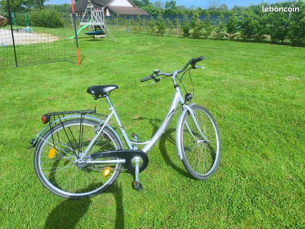 Velo De Marque Peugeot Style Hollandais Montchevrier 36140 Sport - Loisir