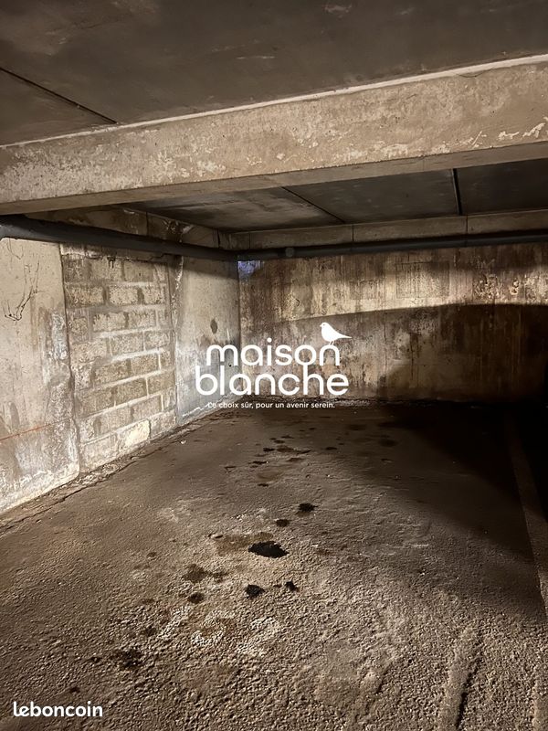 Parking 3 m² · à Talence · 3 m² · 70 €/mois